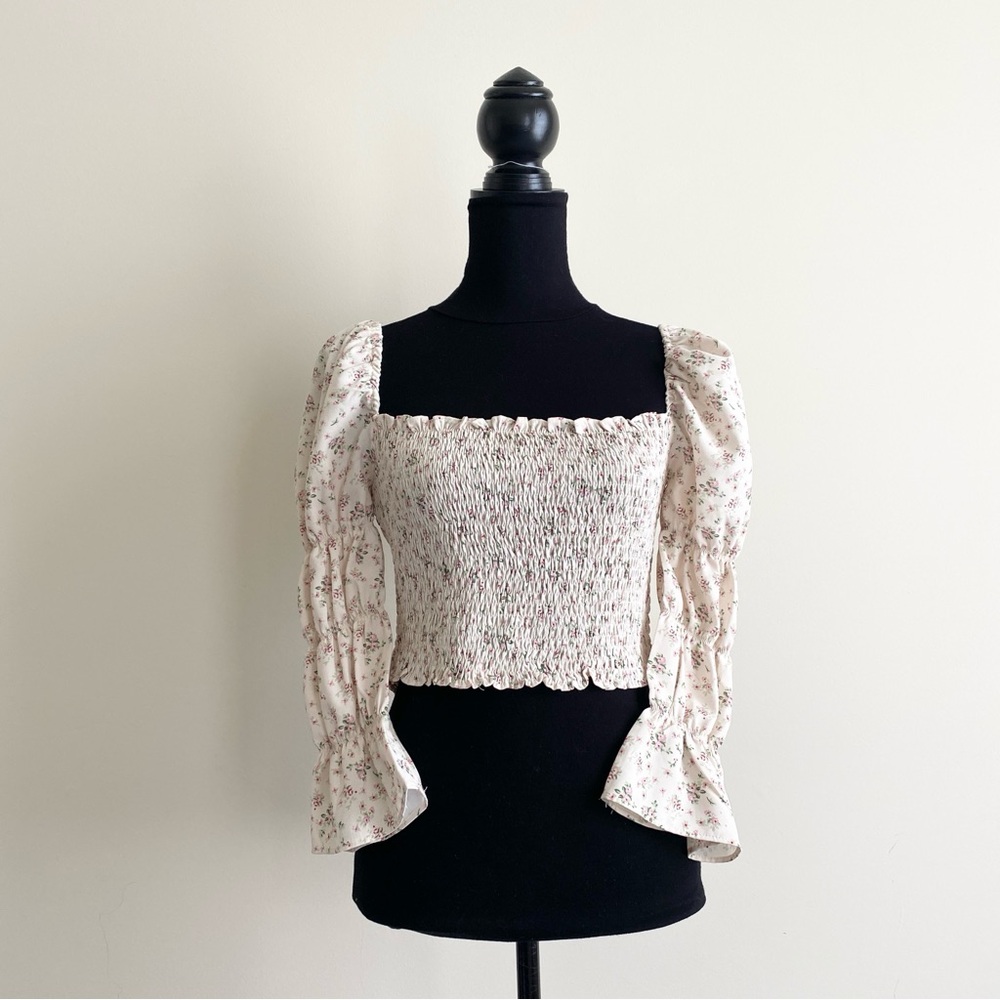Breath of Youth Smocked Puff Sleeve Top – Size Small – Ditzy Floral Print